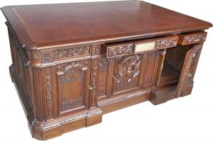 Resolute Desk Replica