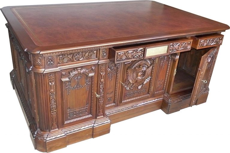 Resolute Desk Replica